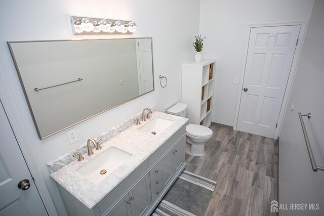 368 S Pine Ave, Sayreville, NJ 08872 - photo 25
