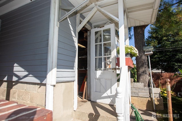 view of property entrance