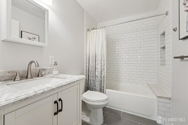 78 Pennsylvania Way N, Brunswick, NJ 08902 - bathroom featuring vanity, toilet, tile patterned floors, and shower / tub combo