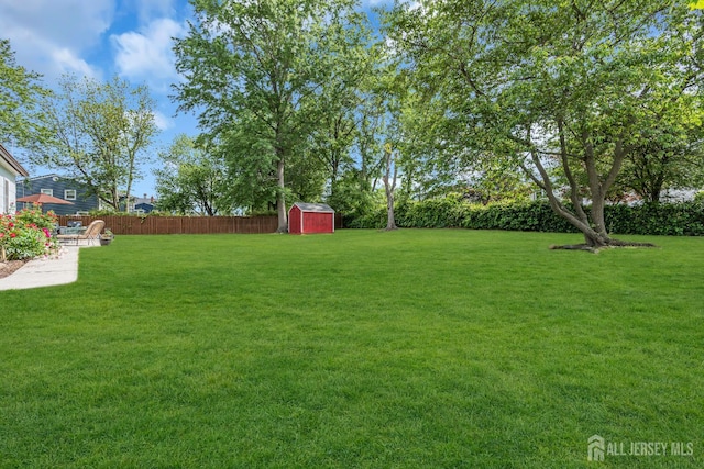 6 Onondaga St, Old Bridge, NJ 08857 - view of yard