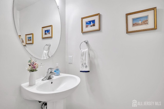 30 Grabowski Dr, Sayreville, NJ 08859 - bathroom with a sink