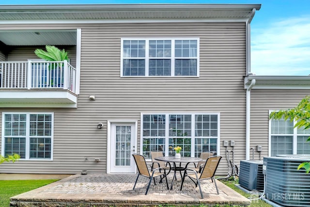 30 Grabowski Dr, Sayreville, NJ 08859 - rear view of house featuring a patio and a balcony