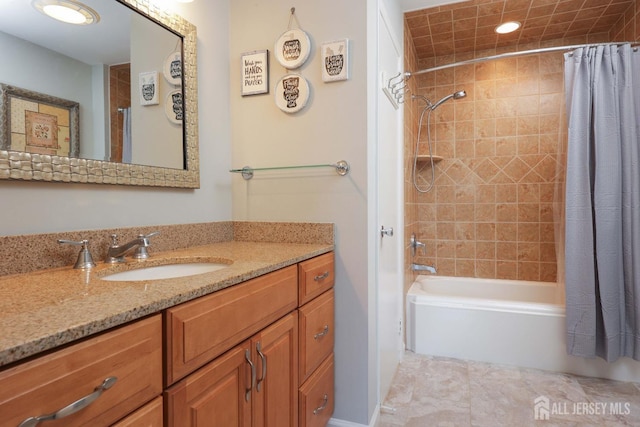 full bath featuring shower / tub combo with curtain, vanity, and recessed lighting