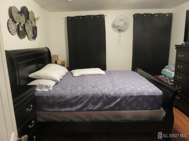 325 Goodwin St, Perth Amboy, NJ 08861 - photo 22