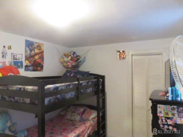 325 Goodwin St, Perth Amboy, NJ 08861 - photo 19
