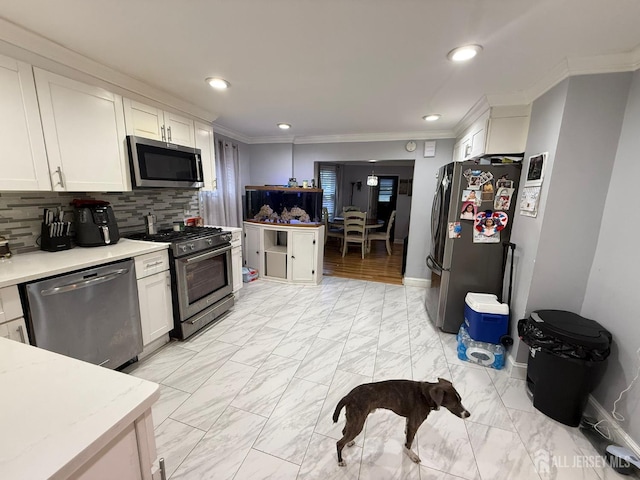 325 Goodwin St, Perth Amboy, NJ 08861 - photo 8