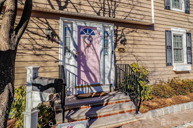 view of property entrance