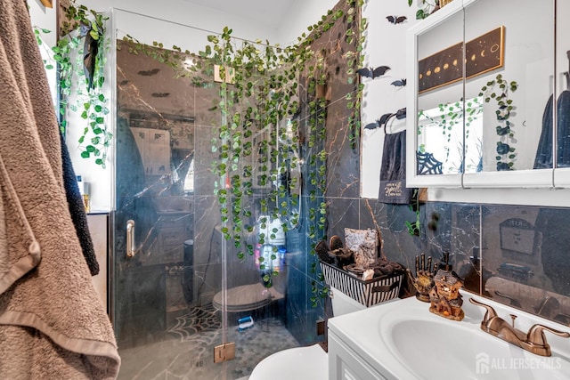176 Main St, East Brunswick, NJ 08816 - full bathroom with vanity and a stall shower