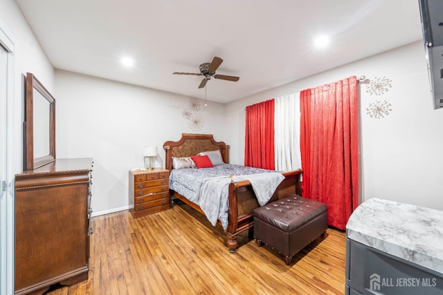 21 Coolidge Ave, East Brunswick, NJ 08816 - bedroom featuring light wood-style flooring, recessed lighting, ceiling fan, and baseboards
