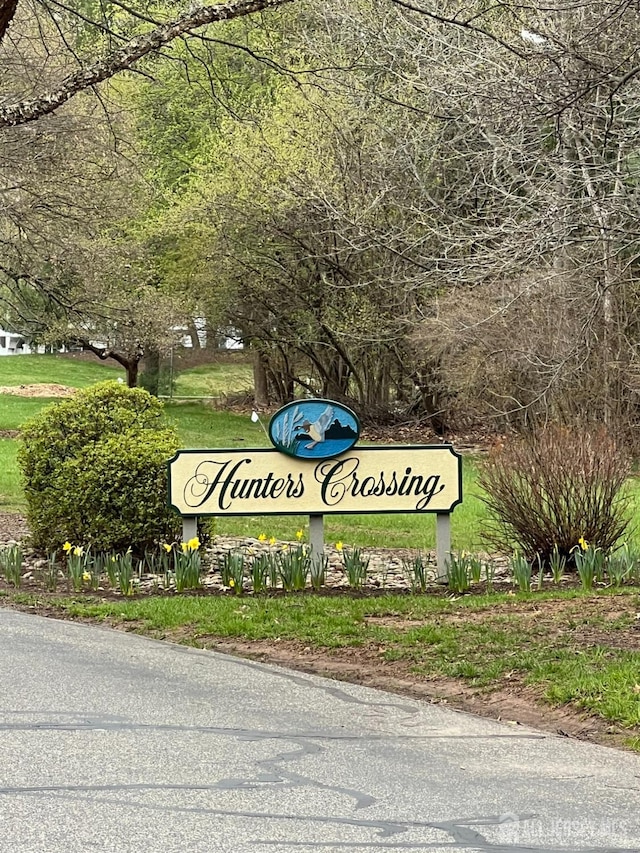 354 Burdock Ct, Readington, NJ 08887 - view of community / neighborhood sign