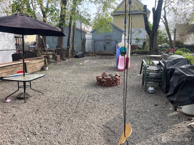 72 Comstock St, New Brunswick, NJ 08901 - view of yard featuring a playground