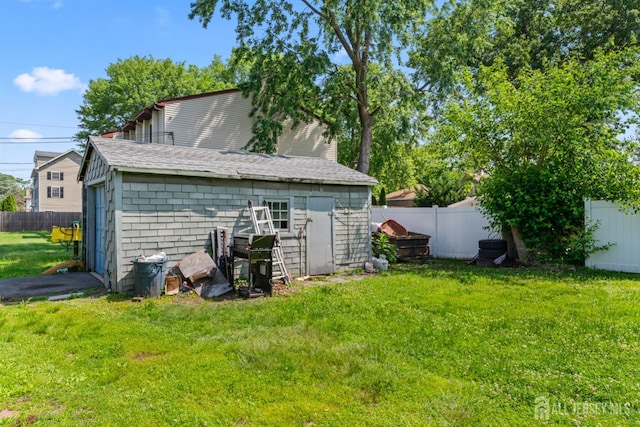 203 Lincoln Blvd, Middlesex, NJ 08846 - garage featuring a storage shed