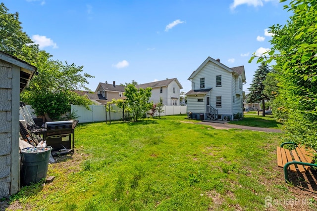 203 Lincoln Blvd, Middlesex, NJ 08846 - view of yard with entry steps