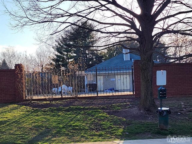 view of yard featuring fence