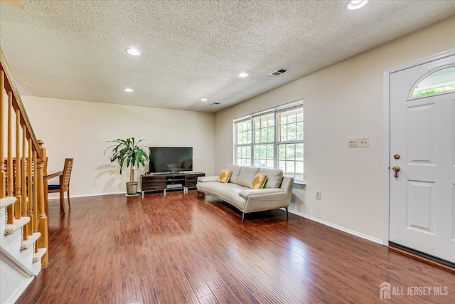 900 Thomas Ave, North Brunswick, NJ 08902 - photo 7
