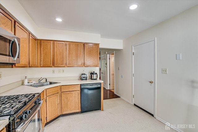 900 Thomas Ave, North Brunswick, NJ 08902 - photo 14