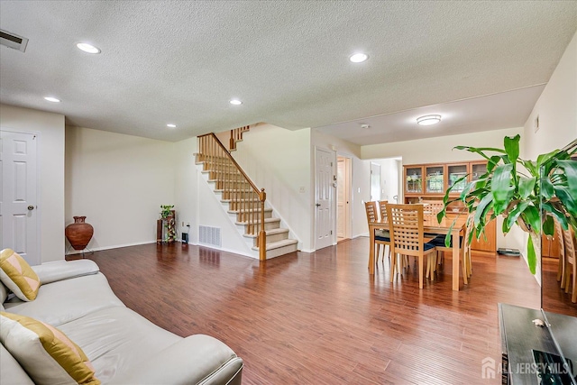 900 Thomas Ave, North Brunswick, NJ 08902 - photo 9