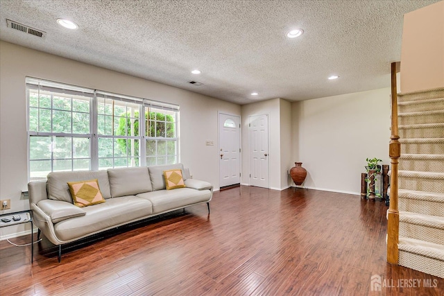 900 Thomas Ave, North Brunswick, NJ 08902 - photo 8