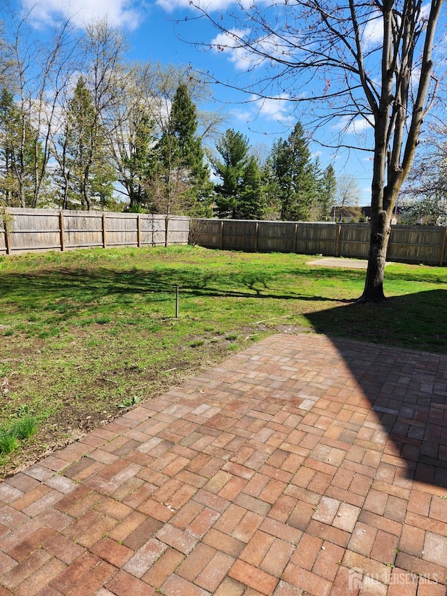 5 Eastern Dr, South Brunswick, NJ 08824 - view of patio featuring a fenced backyard