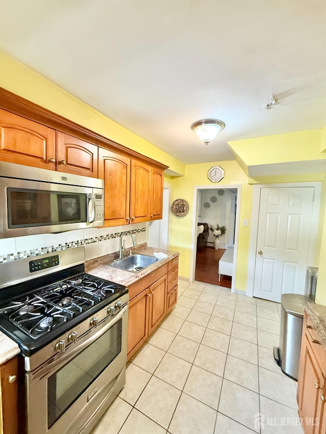 25 Langley Pl, New Brunswick, NJ 08901 - photo 4