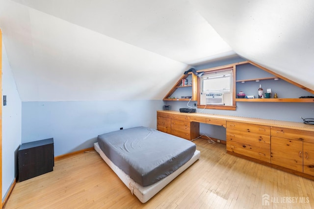 86 Lawrence St, Fords, NJ 08863 - bedroom featuring light wood-style flooring, lofted ceiling, and built in study area