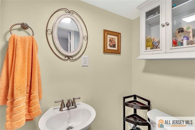 77 Navesink Ave, Middletown, NJ 07748 - bathroom with a sink