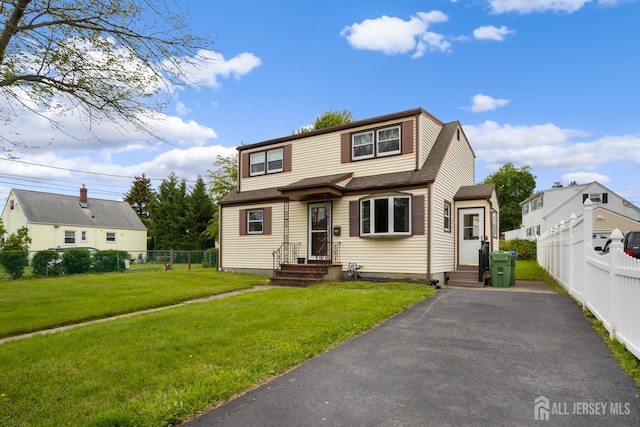 3 Seymour Ave, Edison, NJ 08817 - traditional home with roof with shingles