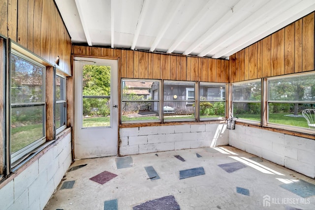 view of unfurnished sunroom