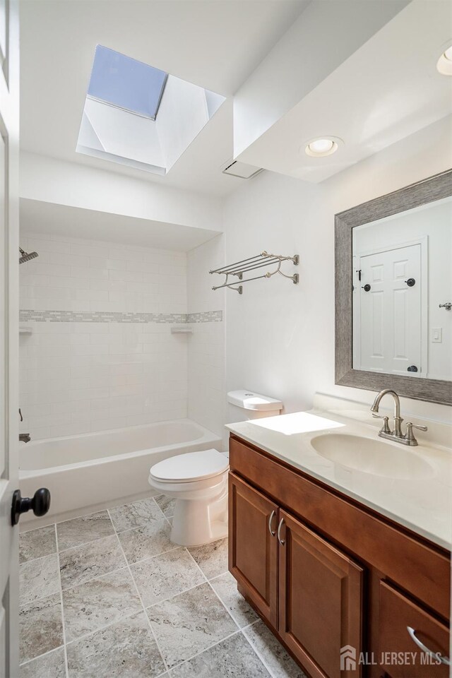 804 Timber Oaks Rd, Edison, NJ 08820 - photo 23