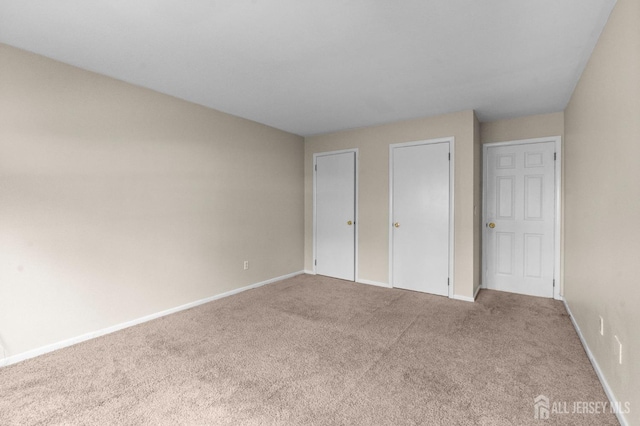 31 Hanover Sq, Middlesex, NJ 08846 - unfurnished bedroom featuring carpet flooring and baseboards
