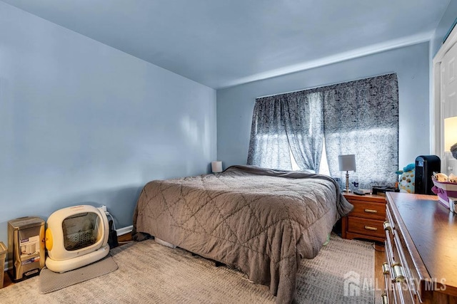 557 Howard Ave, Middlesex, NJ 08846 - bedroom with wood finished floors