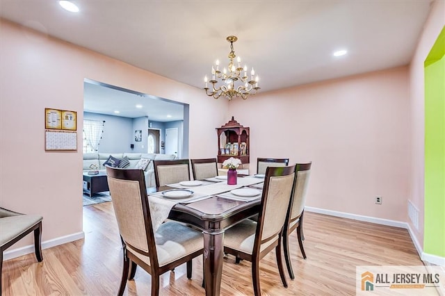 907 Maple Hill Dr Unit 907, Woodbridge Proper, NJ 07095 - dining room with a chandelier, light wood-type flooring, and recessed lighting