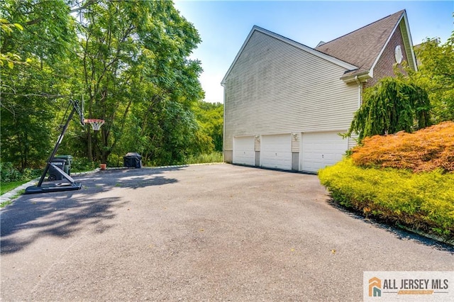 35 Old Mill Rd, Marlboro, NJ 07746 - photo 43