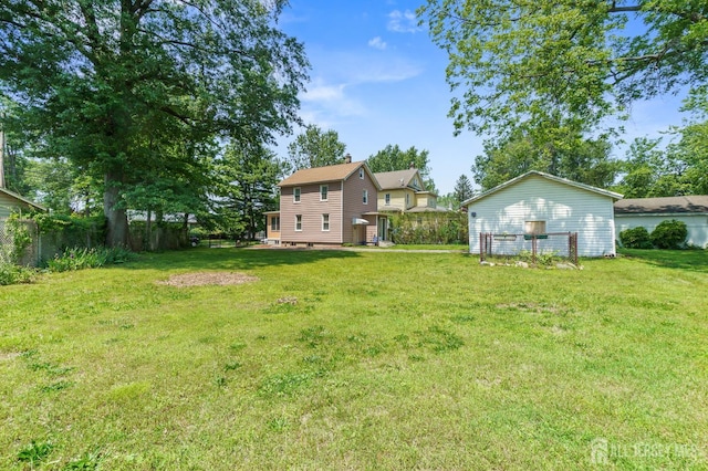373 Rushmore Ave, Piscataway, NJ 08854 - view of green lawn