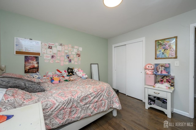 18 Chipper Dr, South Brunswick, NJ 08824 - bedroom featuring wood finished floors and a closet