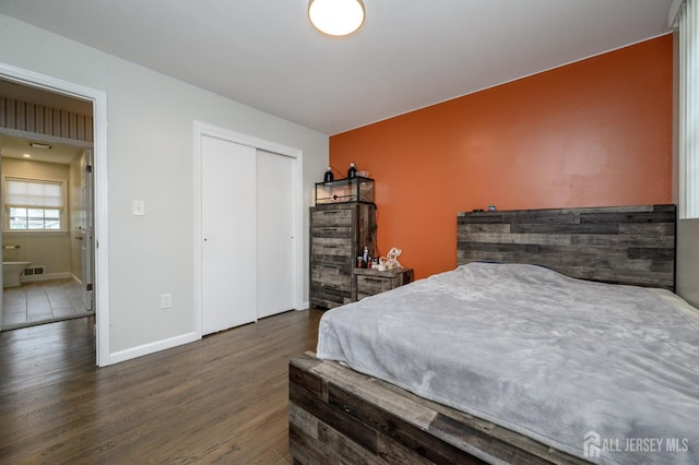 18 Chipper Dr, South Brunswick, NJ 08824 - bedroom featuring dark wood-style floors and a closet