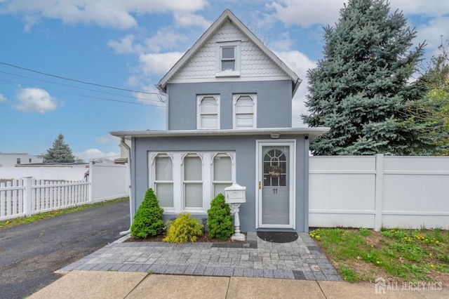 11 Mary Ave, Fords, NJ 08863 - view of outbuilding featuring fence