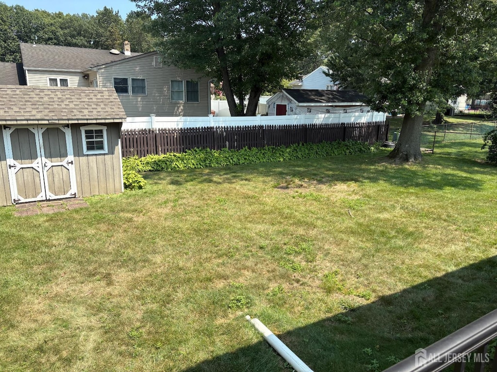 5 Guilfoyle Ter, Sayreville, NJ 08872 - photo 3