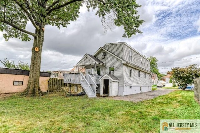 31 Lehigh Ave, Edison, NJ 08837 - back of house featuring a deck and stairway