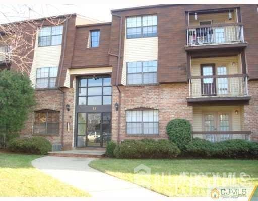 1306 Green Hollow Dr, Iselin, NJ 08830 - photo 1