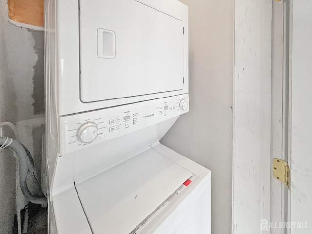 1067 Thayer Ave, Avenel, NJ 07001 - photo 18
