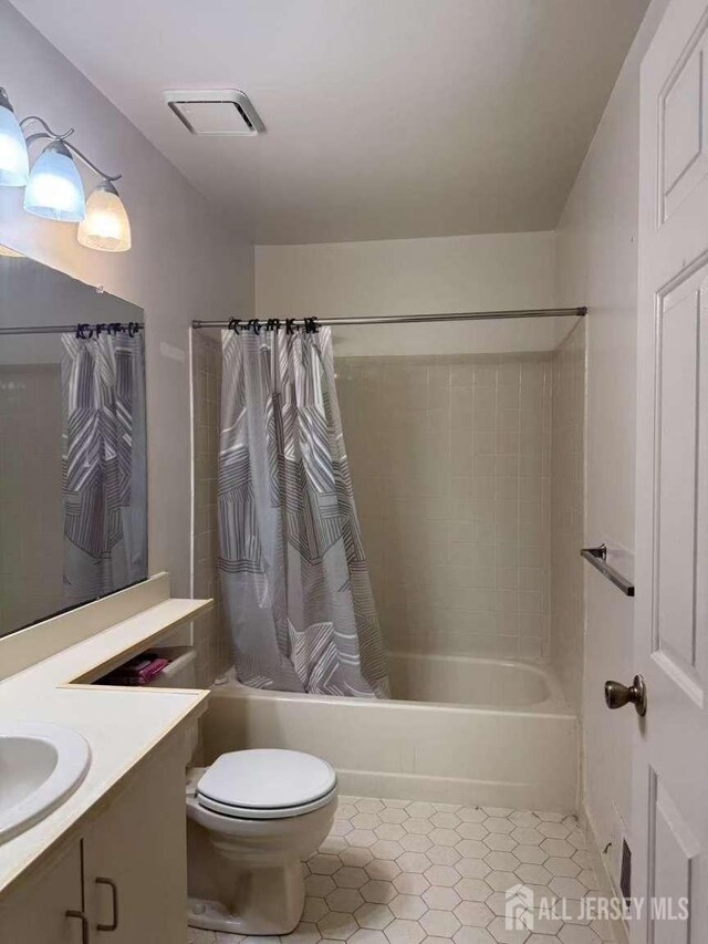 311 Hampshire Ct, Piscataway, NJ 08854 - photo 6