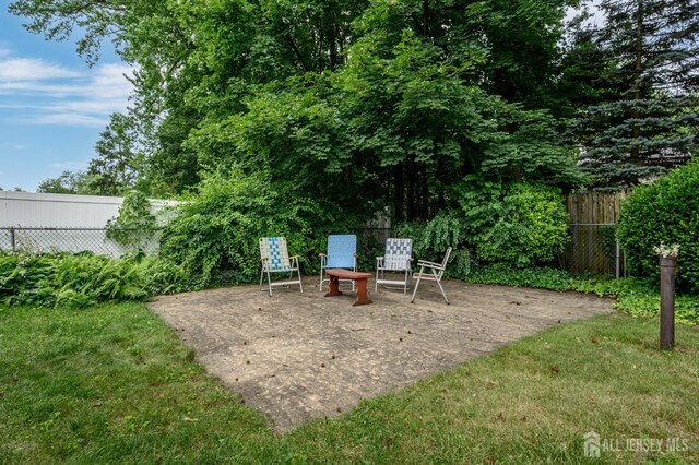958 Apgar Ter, Rahway, NJ 07065 - view of patio / terrace