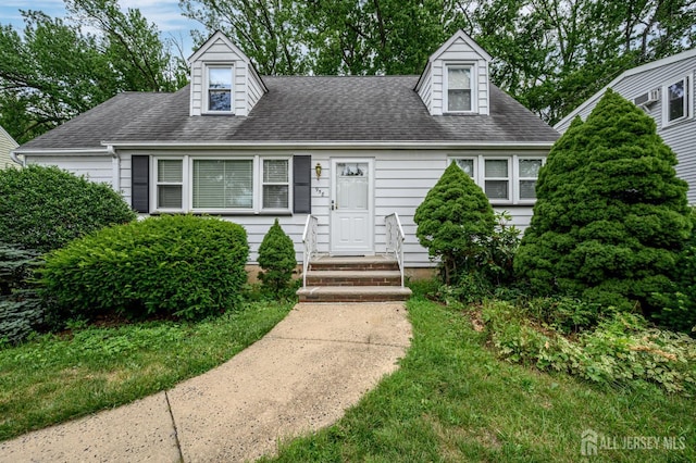 958 Apgar Ter, Rahway, NJ 07065 - new england style home with a shingled roof
