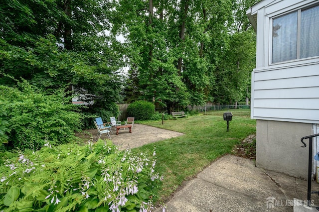 958 Apgar Ter, Rahway, NJ 07065 - view of yard with a patio and view of scattered trees