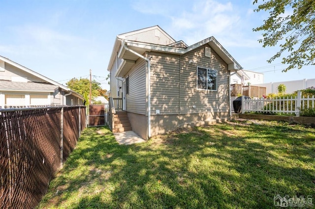 763 Prospect Ave, Old Bridge, NJ 08879 - view of side of property with a fenced backyard