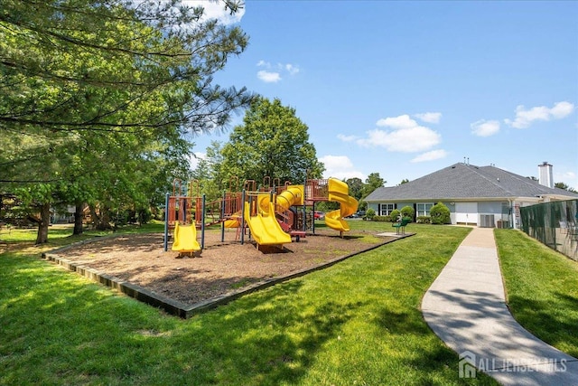 24 Hanna Ln, Old Bridge, NJ 08879