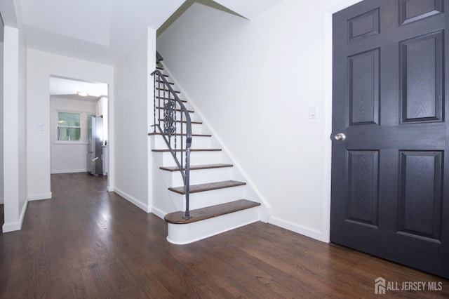 94 Kline Blvd, Colonia, NJ 07067 - photo 2