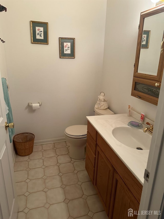 140 Bunker Hill Rd, Franklin Twsp, NJ 08540 - bathroom with toilet and vanity