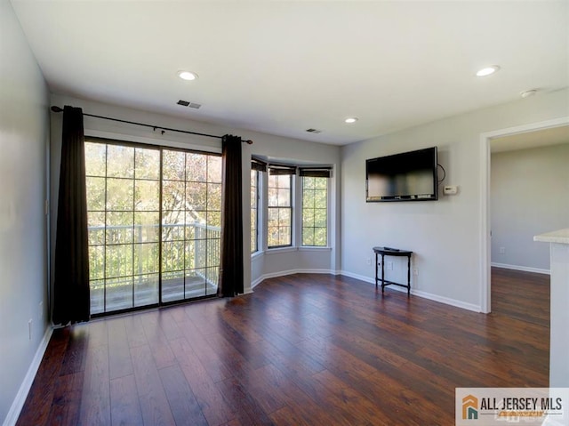 105 Longfield Ct Unit 105, East Brunswick, NJ 08816 - unfurnished living room with wood finished floors and recessed lighting
